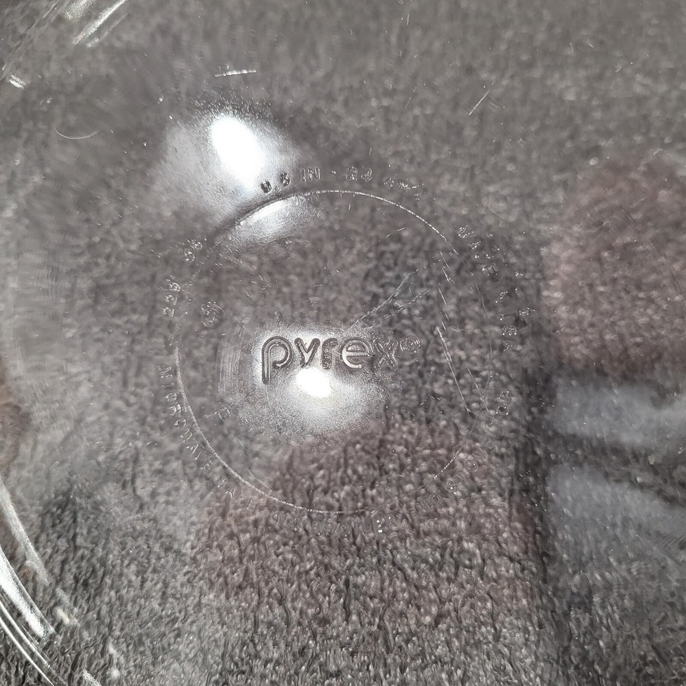 Vintage PYREX #229 9.5" Clear Glass Fluted Scalloped Edge Deep Dish Pie Plate - Picture 3 of 9